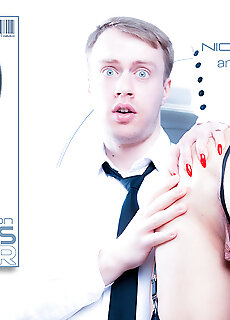 Mature.nl - The Big Juicy Mature Pussylips From Nicole Dupapillon Need Cock!